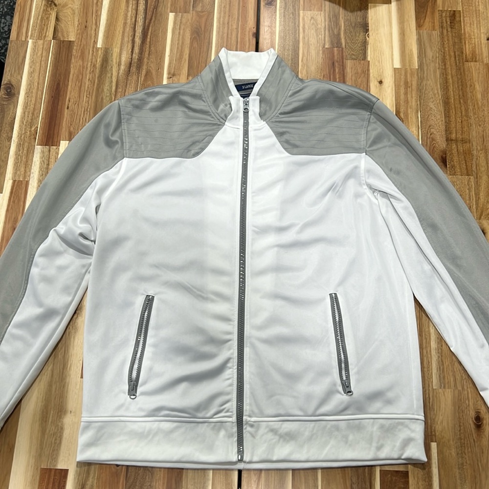 BN American Rag White Gray Full Zip Performance Jacket XL